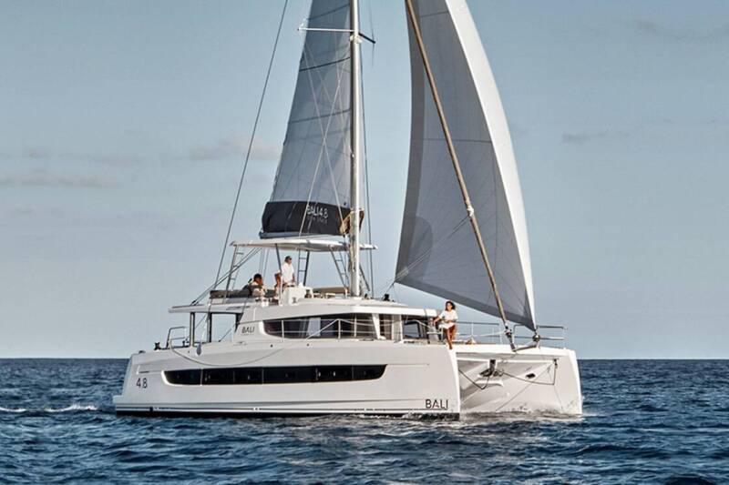 Bali 4.8 Luna 2