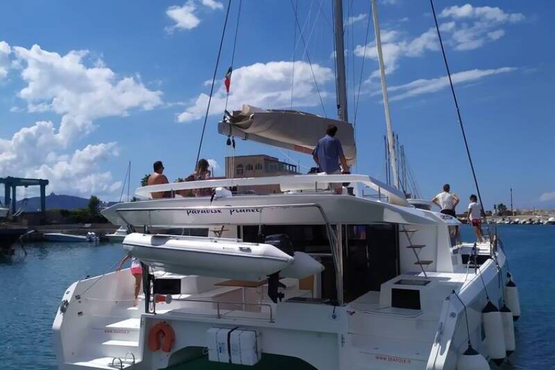 Dufour 48 Catamaran Paradise Planet