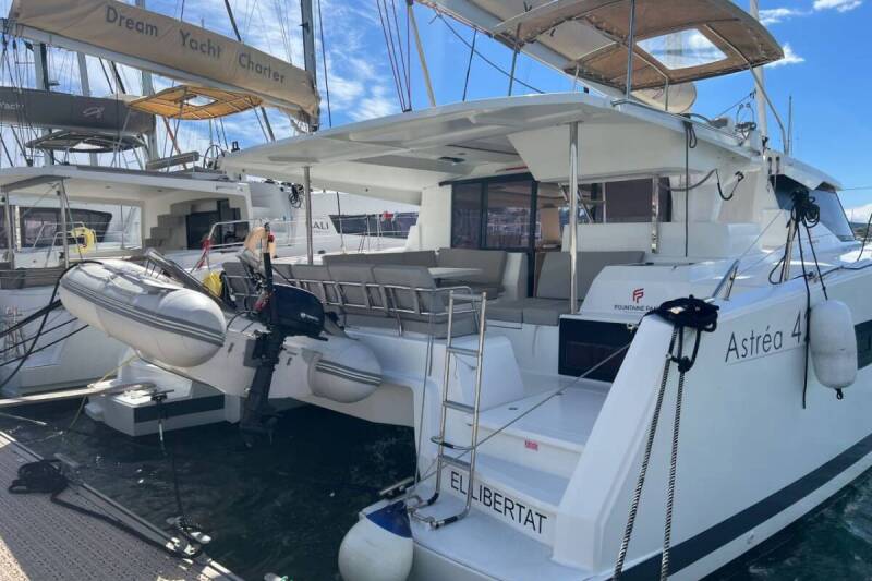 Fountaine Pajot Astrea 42 EL LIBERTAT