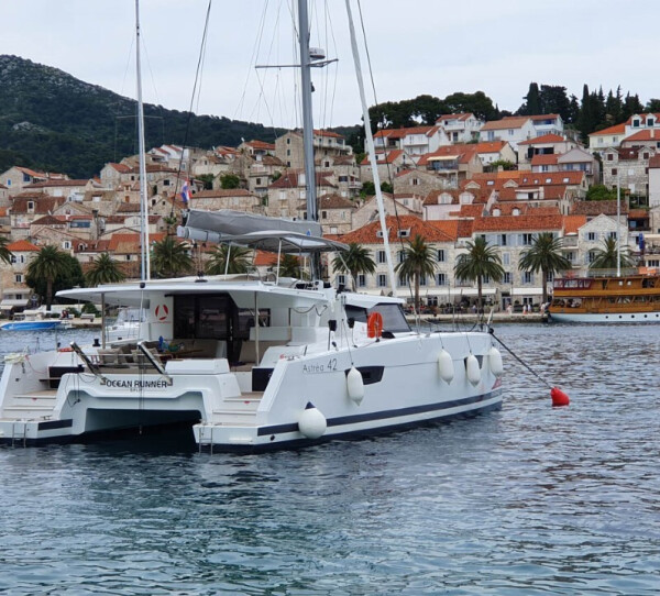 Fountaine Pajot Astrea 42 Ocean Runner