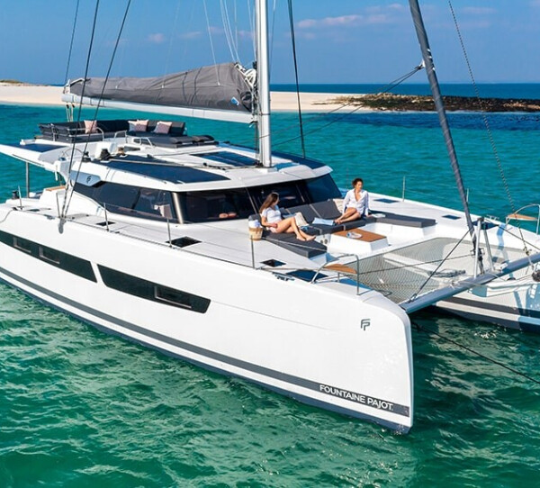 Fountaine Pajot Aura 51 Flow