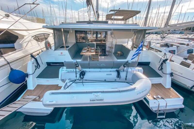 Fountaine Pajot Lucia 40 Go Earth I