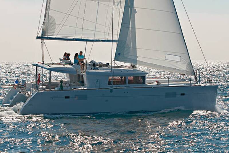 Lagoon 450 F Hot Stuff