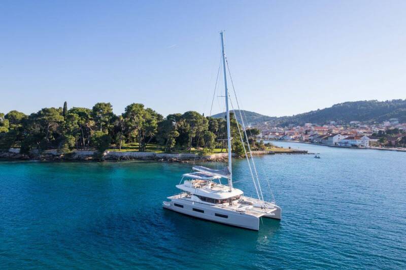 Lagoon 60 Diamond Diva