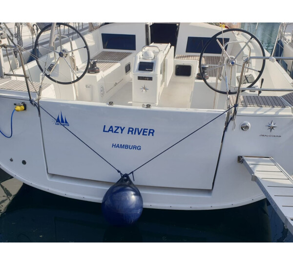 Sun Odyssey 440 Lazy River